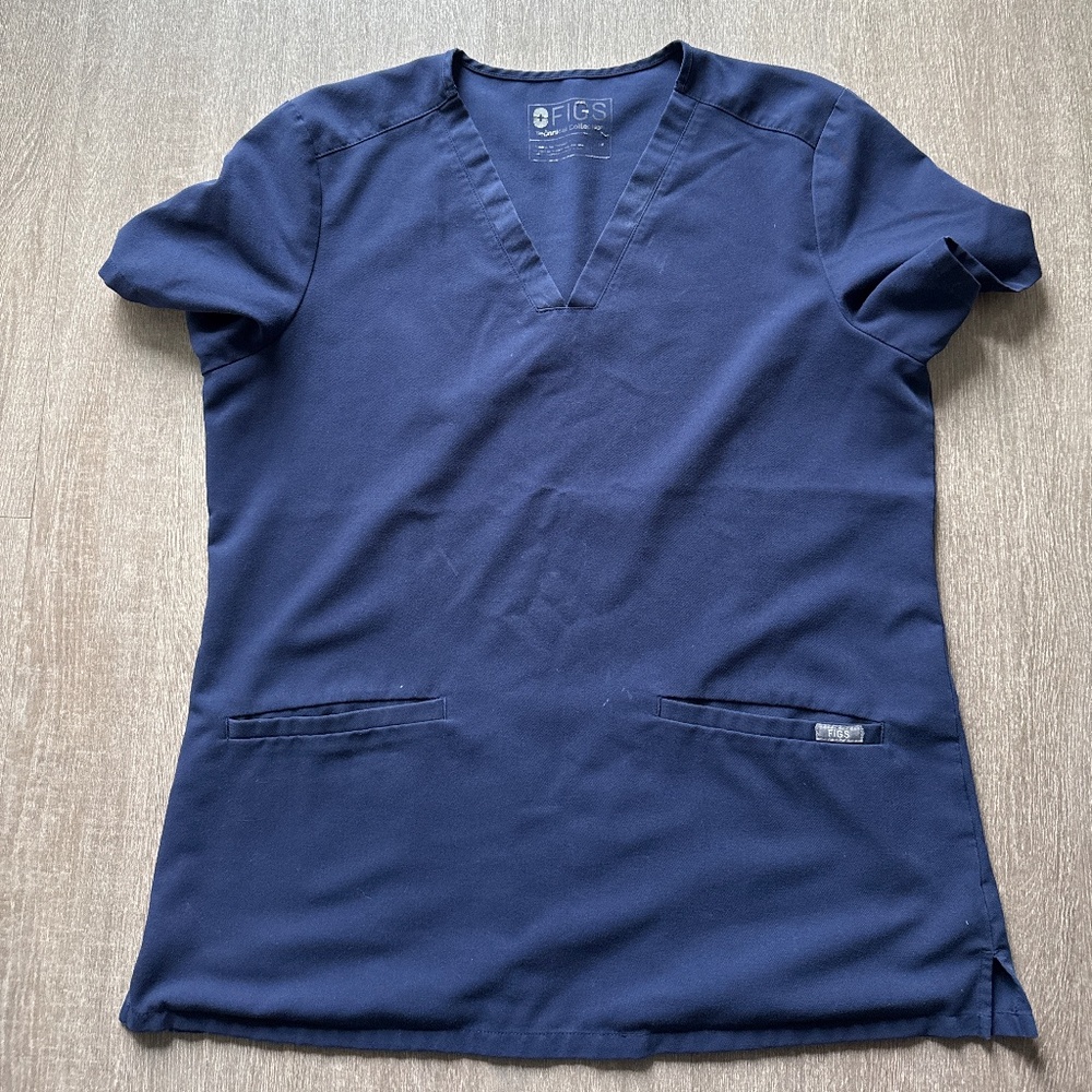 Navy Medium Figs Casma Scrub Top